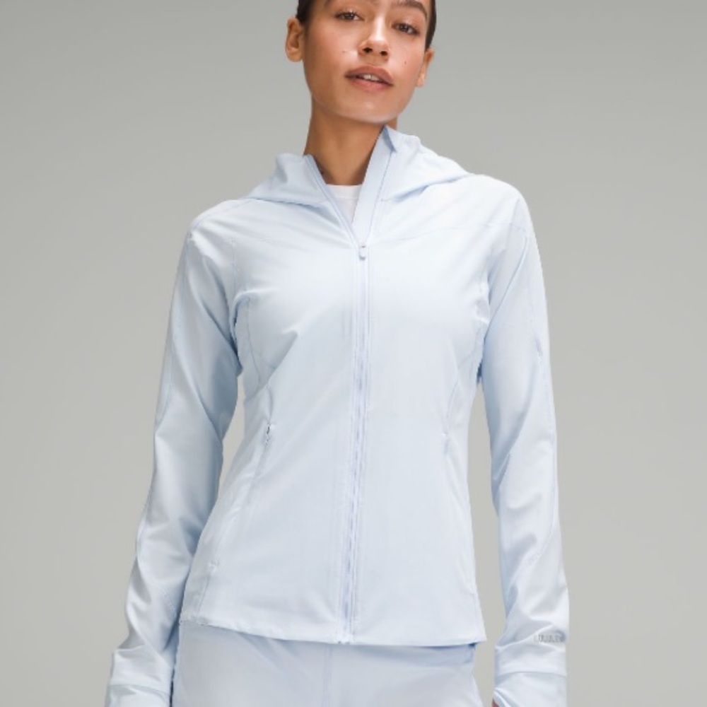 Lululemon mist over windbreaker jacket top blue windmill 6